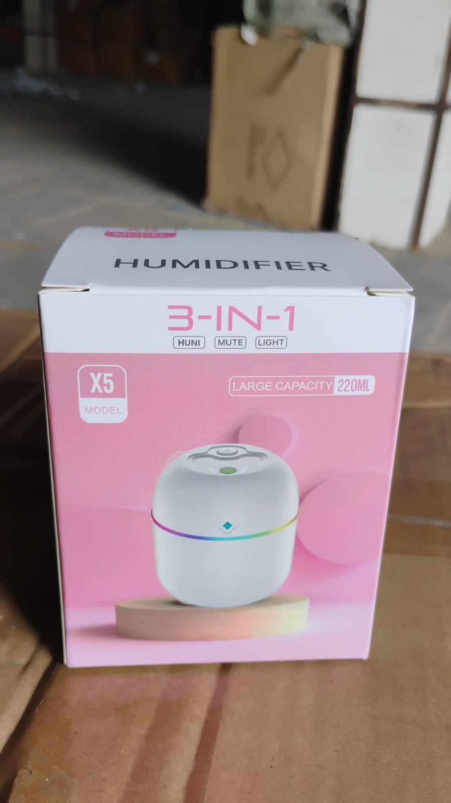 Portable Mini USB Humidifier with Light, Cool Mist & Essential Oil Diffuser (250ML)